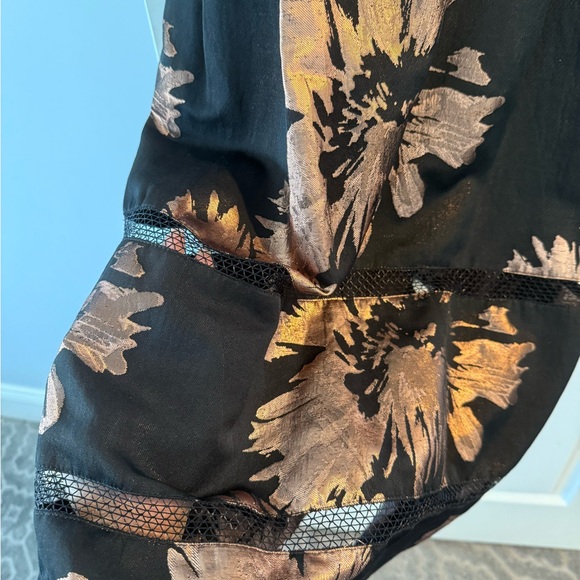 Nicole Miller Brand New Strapless Black and Copper Floral Dress - Picture 9 of 16